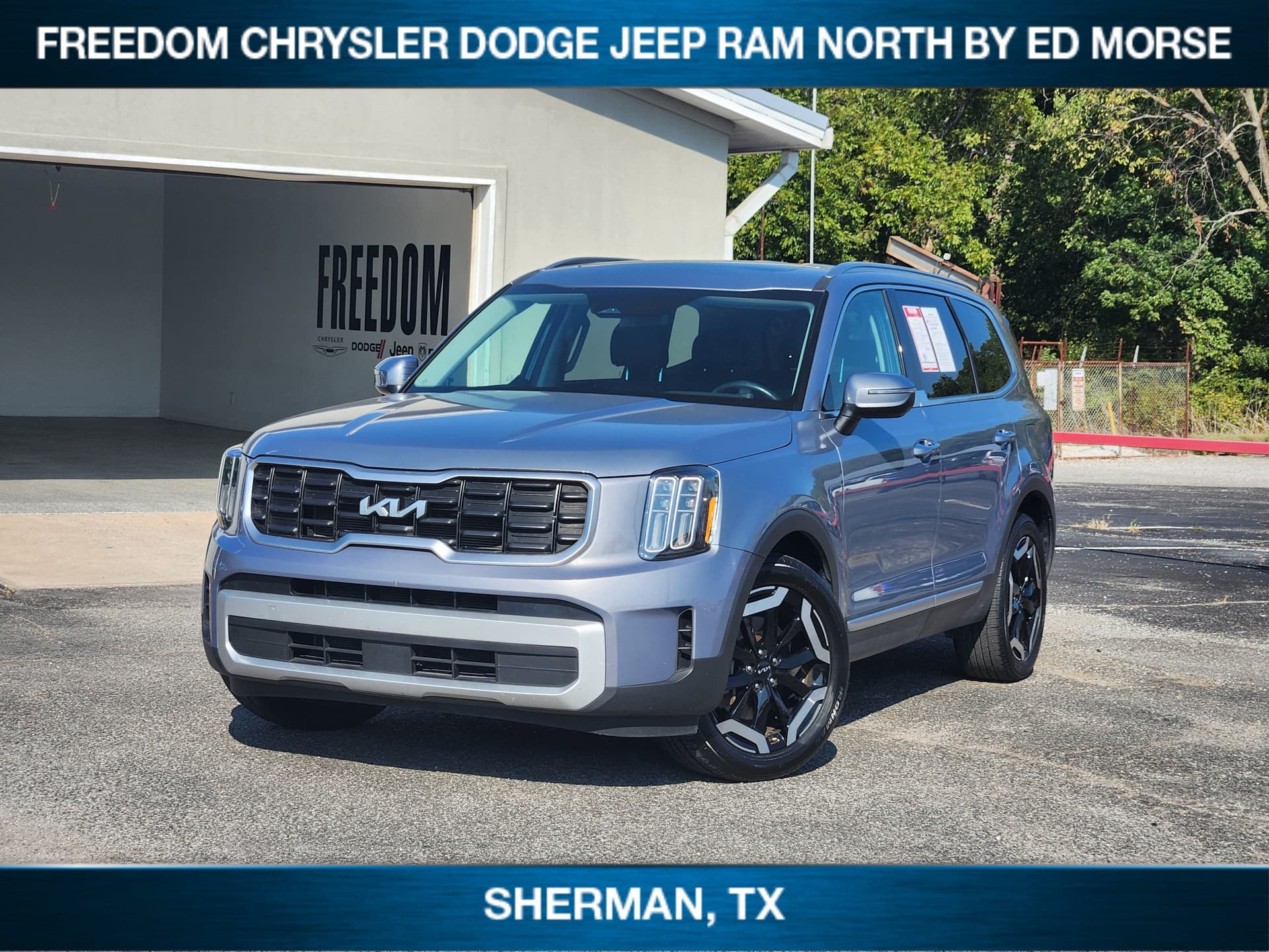 2025 Kia Telluride S — photo 1 of 13