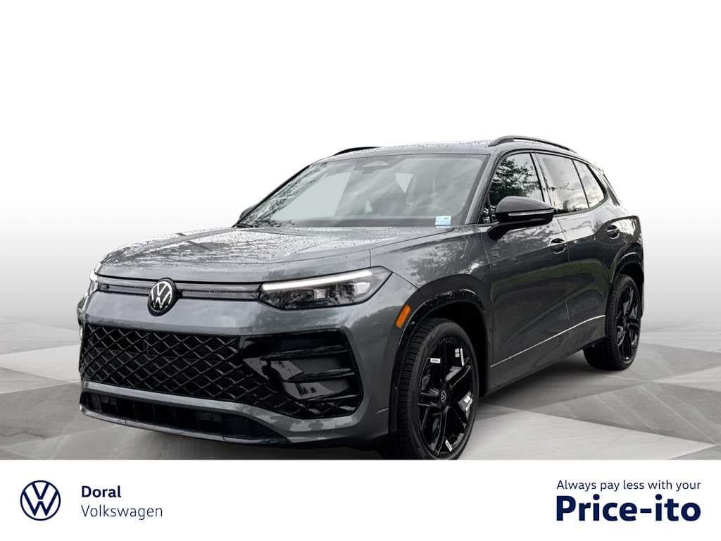 2026 Volkswagen Tiguan SE R-Line Black — photo 1 of 11