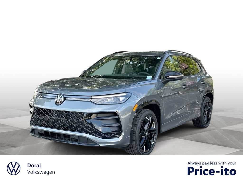 2026 Volkswagen Tiguan SE R-Line Black — photo 1 of 29