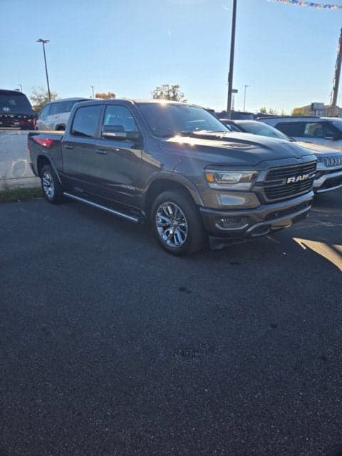 2020 RAM 1500 Laramie — photo 1 of 2