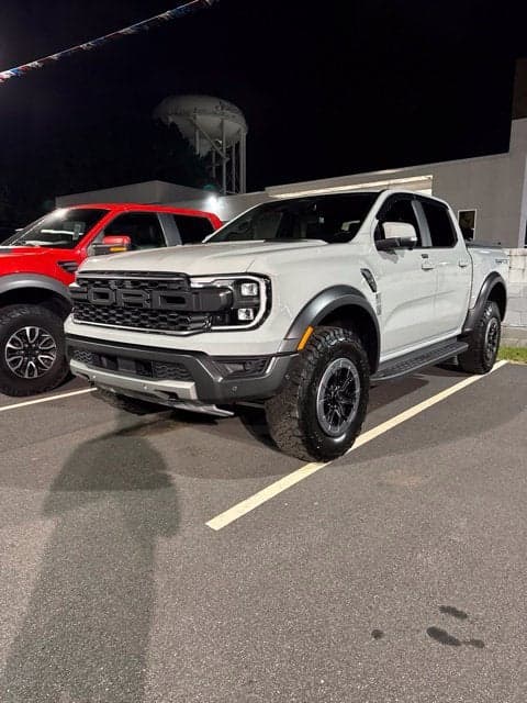 2024 Ford Ranger Raptor — photo 1 of 2