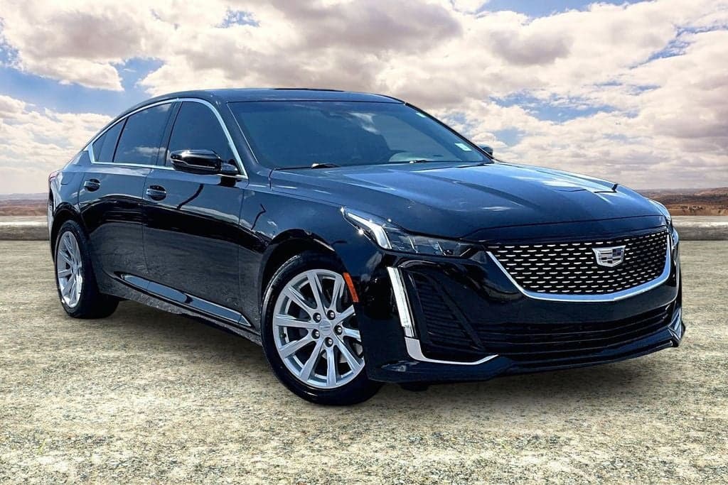 2023 Cadillac CT5 Luxury — photo 1 of 35