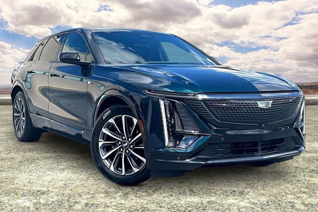 2024 Cadillac LYRIQ Sport — photo 1 of 35