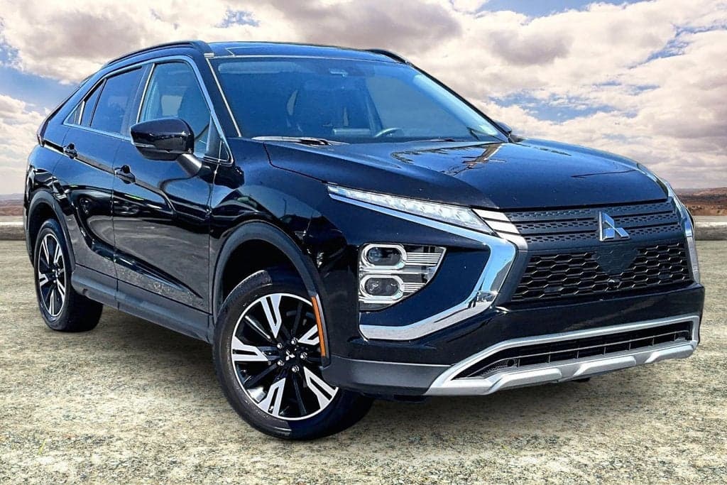 2025 Mitsubishi Eclipse Cross SE — photo 1 of 35