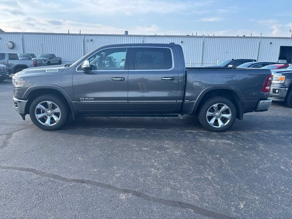 2022 RAM 1500 Limited — photo 1 of 16