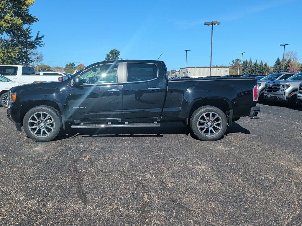 2017 GMC Canyon 4WD Denali — photo 1 of 5