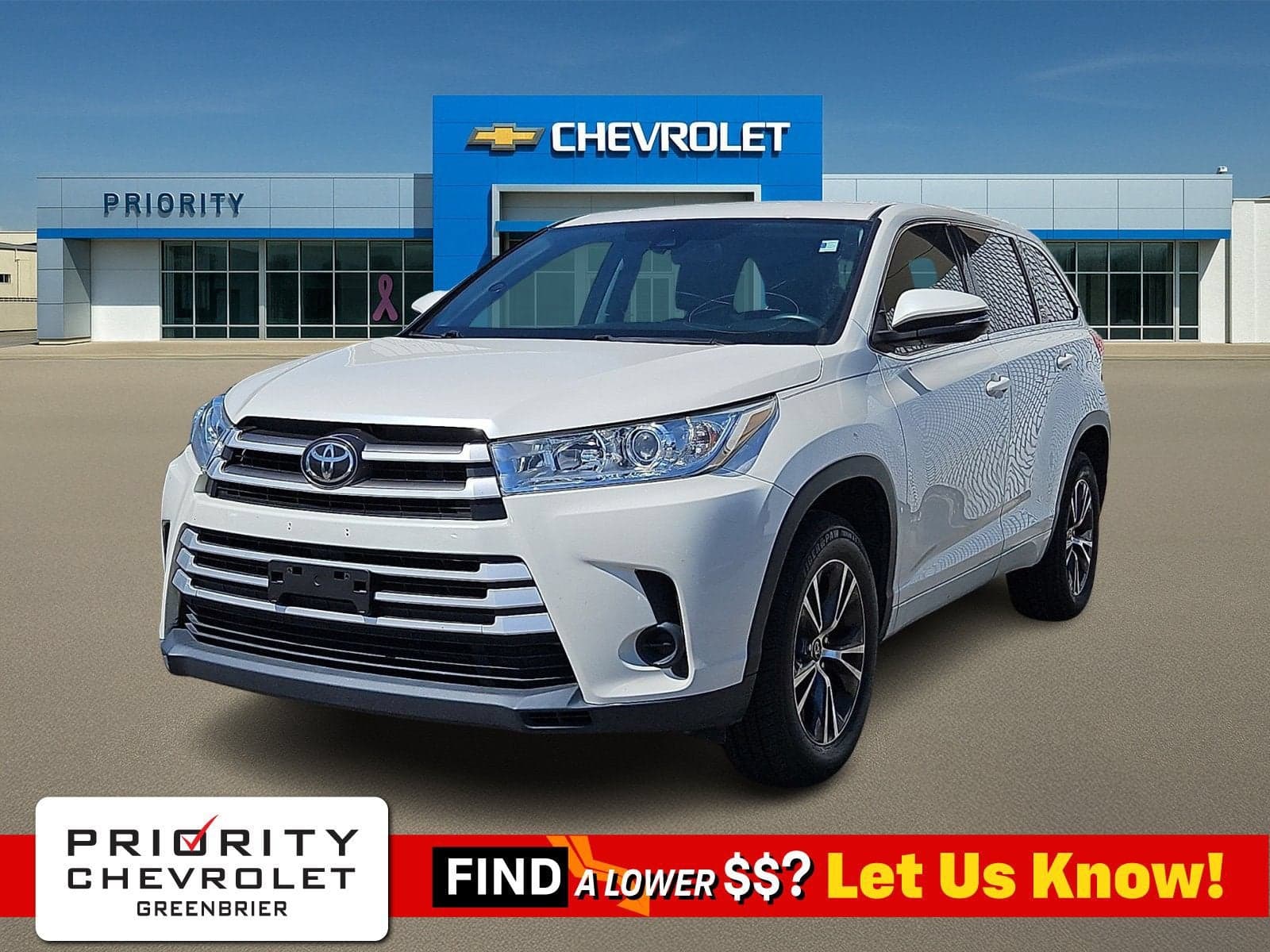 2017 Toyota Highlander LE — photo 1 of 6