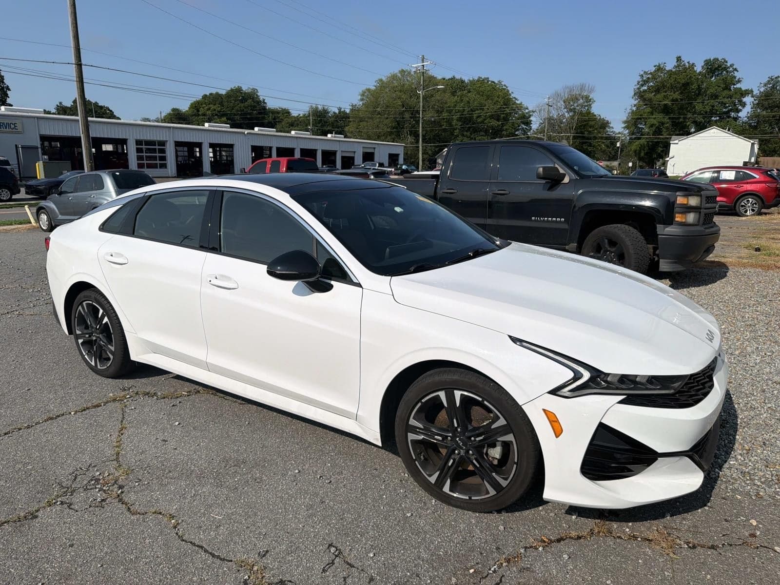 2024 Kia K5 GT-LINE AUTO FWD — photo 1 of 11