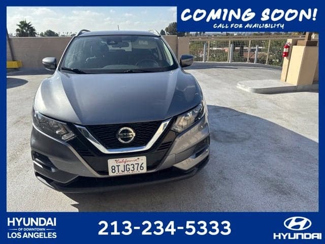 2020 Nissan Rogue Sport SV — photo 1 of 5
