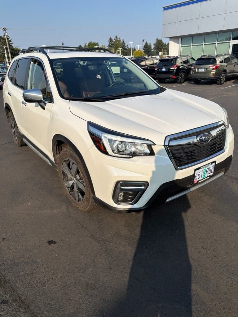 2019 Subaru Forester Touring — photo 1 of 11
