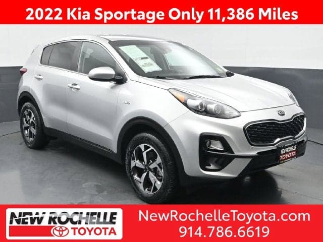 2022 Kia Sportage LX — photo 1 of 5