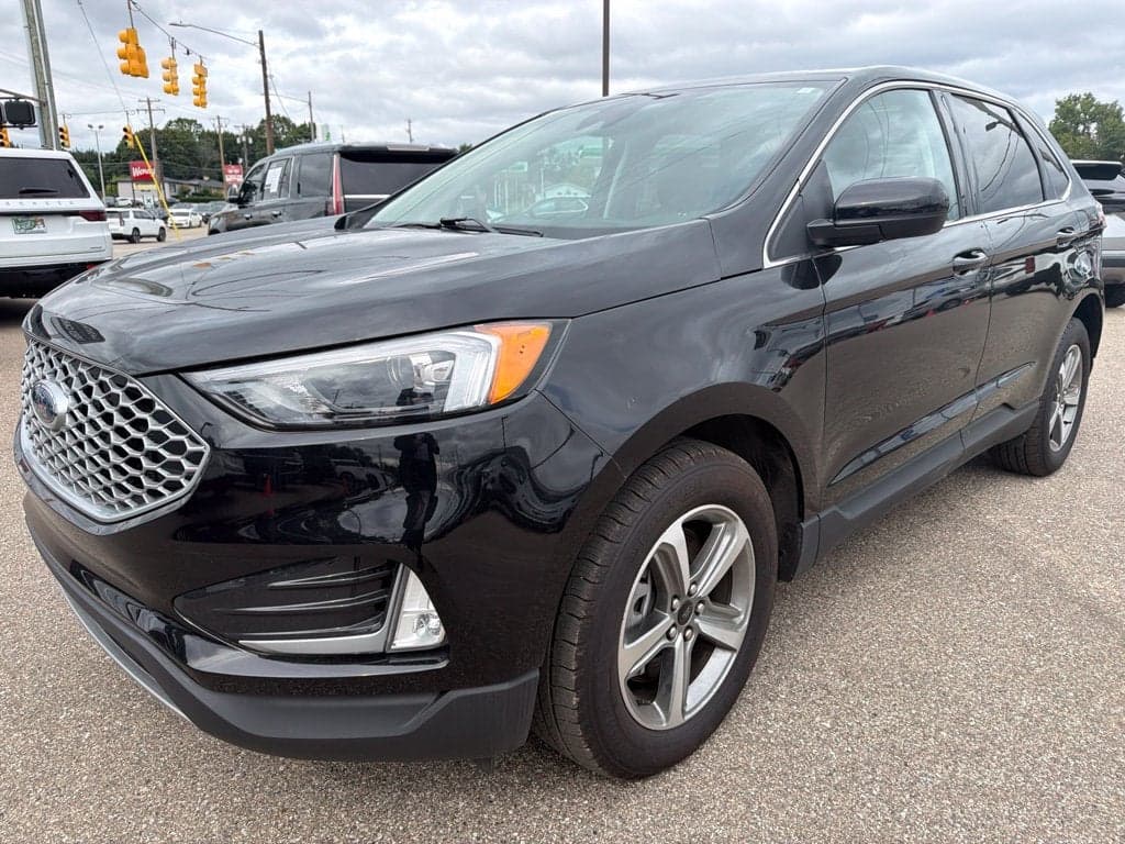 2024 Ford Edge SEL — photo 1 of 15