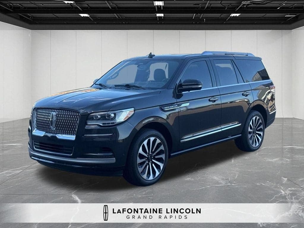 2023 Lincoln Navigator Reserve — photo 1 of 50