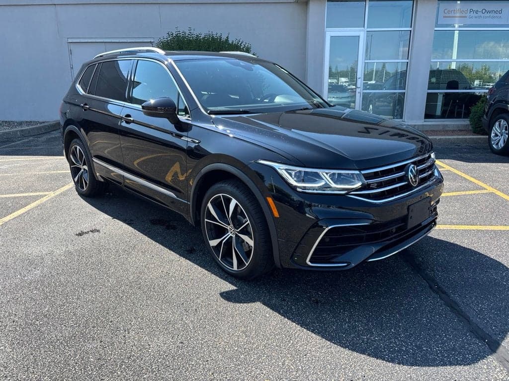 2024 Volkswagen Tiguan 2.0T SEL R-Line — photo 1 of 26