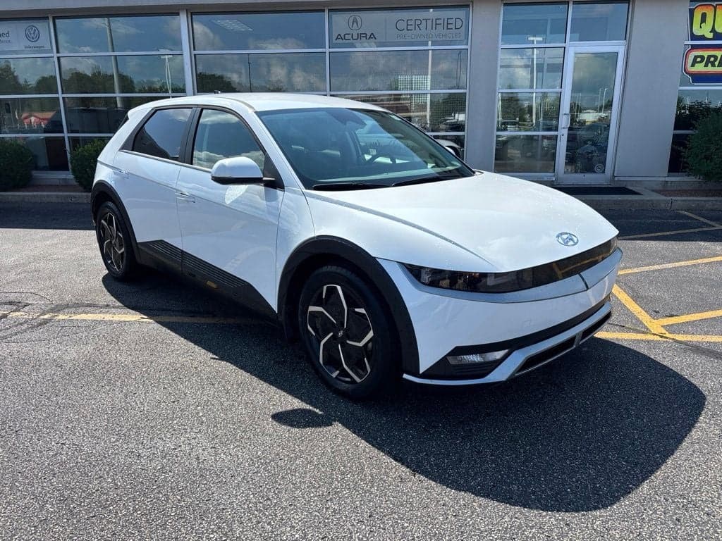 2024 Hyundai IONIQ 5 SE — photo 1 of 21