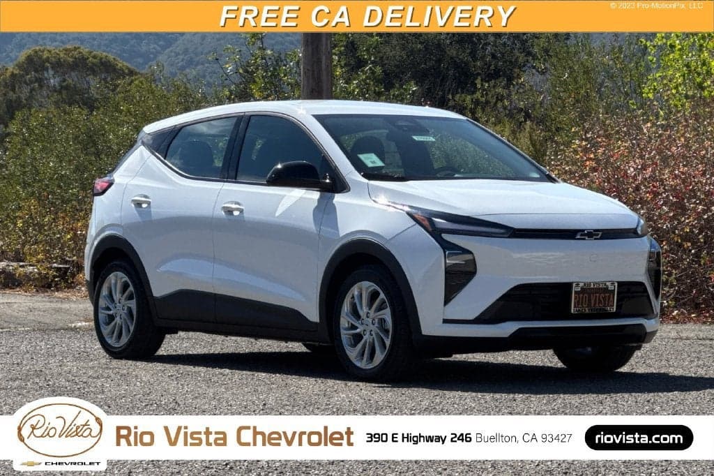 2027 Chevrolet Bolt LT — photo 1 of 25