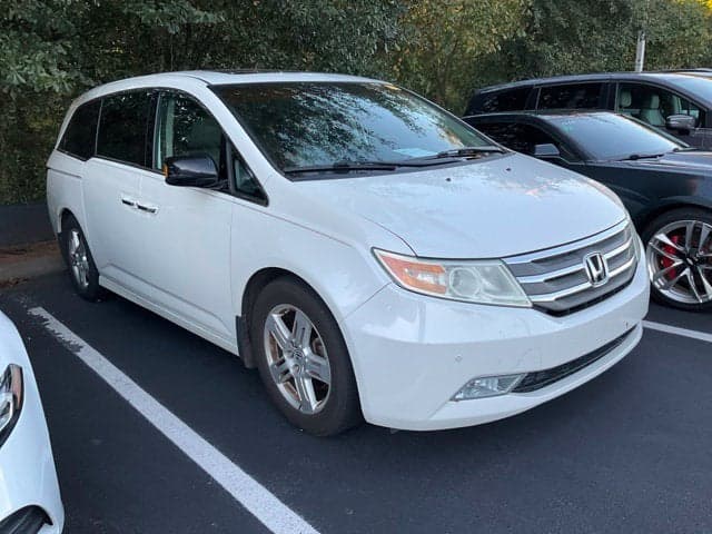 2012 Honda Odyssey Touring — photo 1 of 5