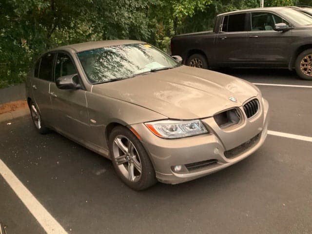 2011 BMW 3 Series 328i — photo 1 of 5