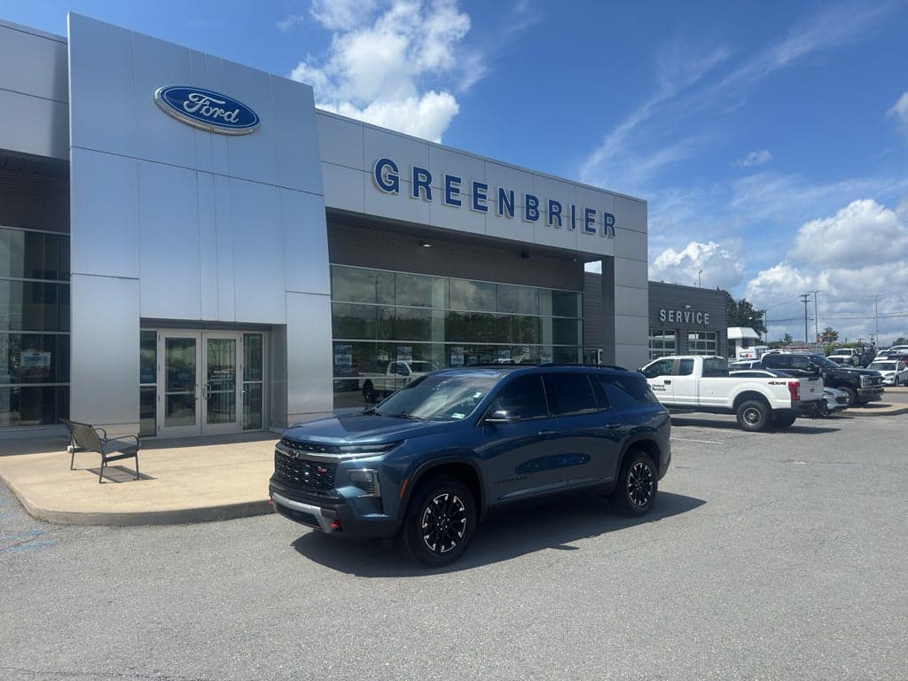 2026 Chevrolet Traverse AWD Z71 — photo 1 of 50