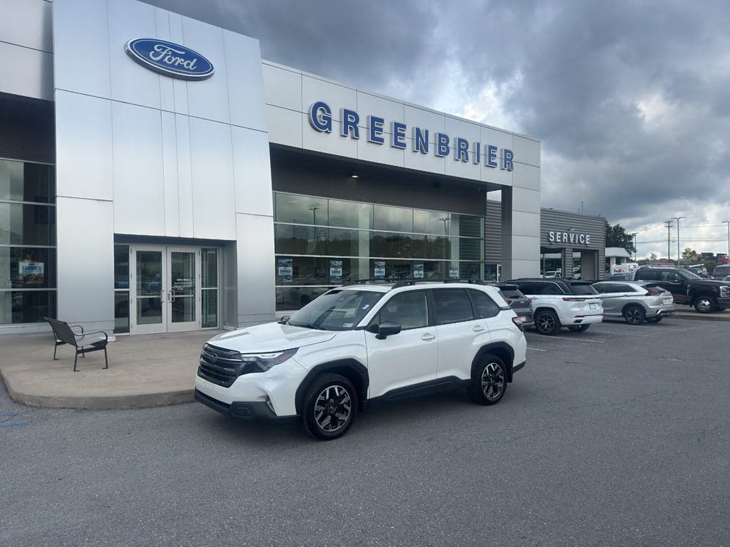 2025 Subaru Forester Premium — photo 1 of 46
