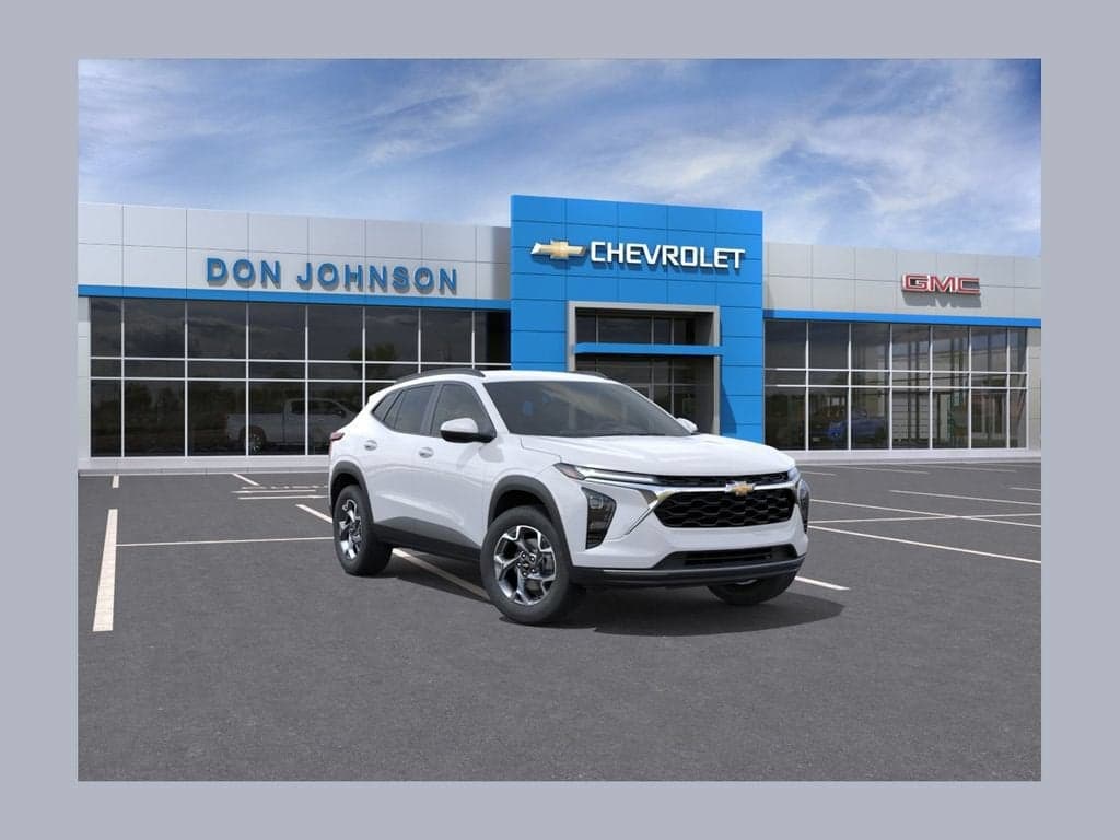 2026 Chevrolet Trax LT — photo 1 of 38