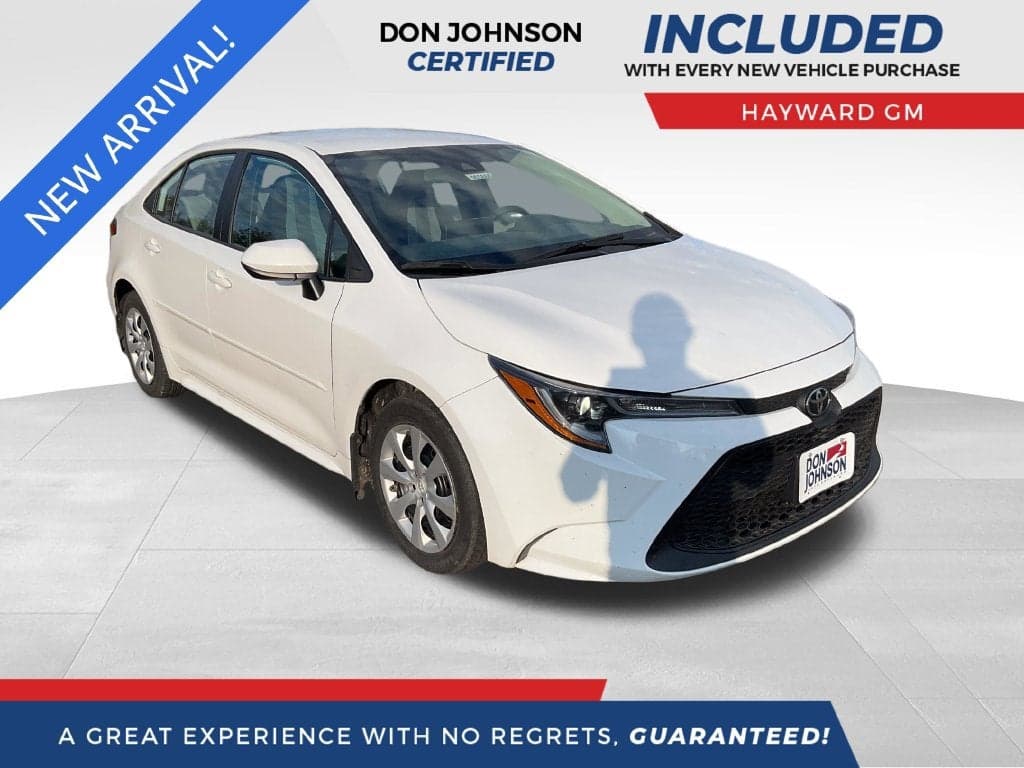 2022 Toyota Corolla LE — photo 1 of 5