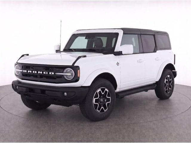 2025 Ford Bronco Outer Banks — photo 1 of 25