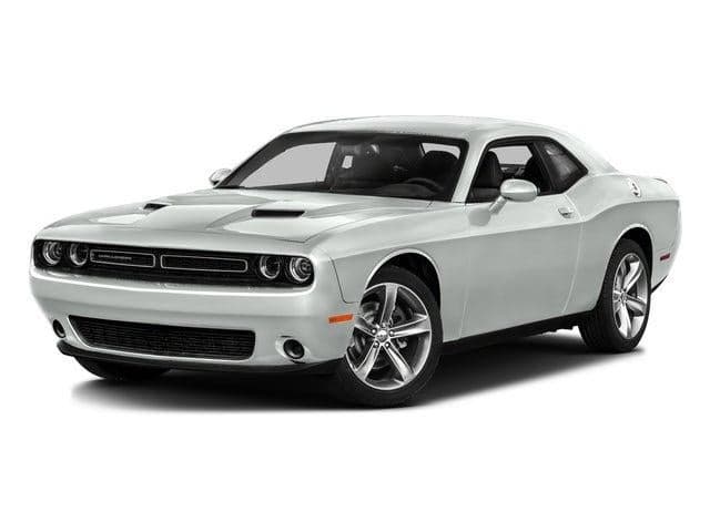 2017 Dodge Challenger SXT — photo 1 of 5