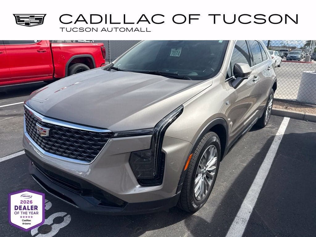 2025 Cadillac XT4 FWD Premium Luxury — photo 1 of 28