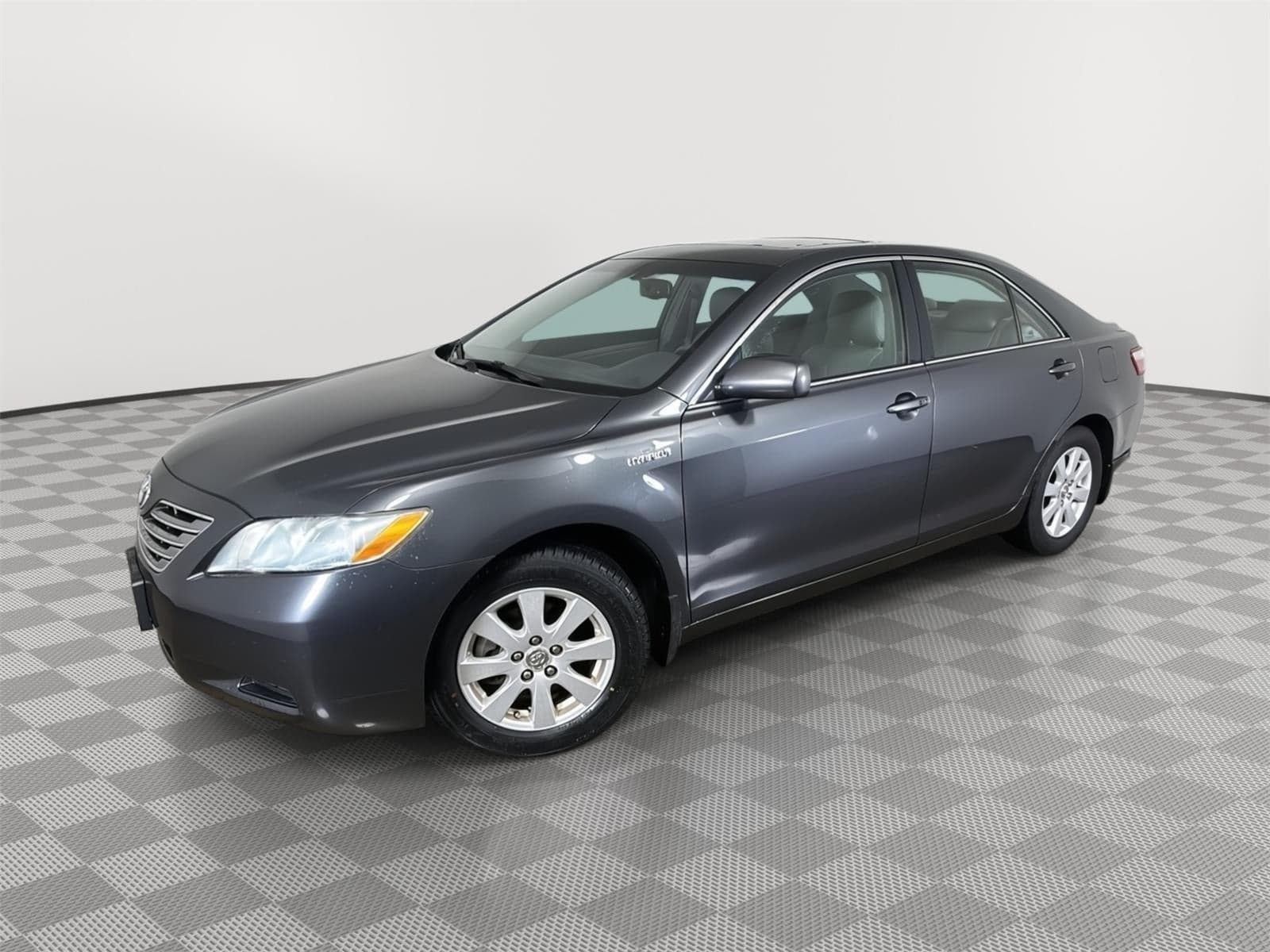 2009 Toyota Camry Hybrid Base — photo 1 of 5