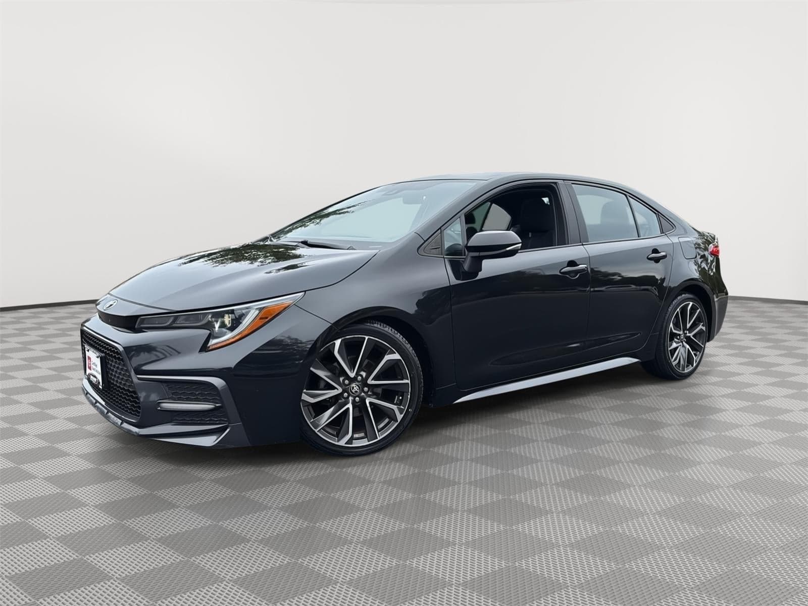 2020 Toyota Corolla SE — photo 1 of 30