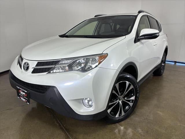 2015 Toyota RAV4 Limited — photo 1 of 5