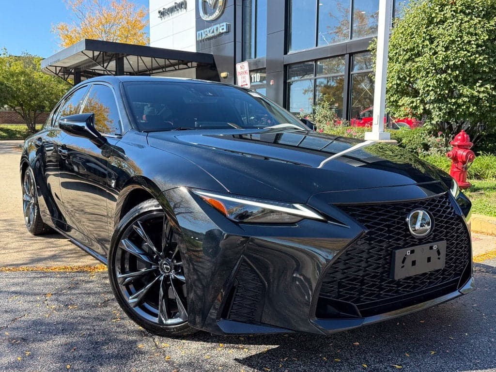2023 Lexus IS Base — photo 1 of 47