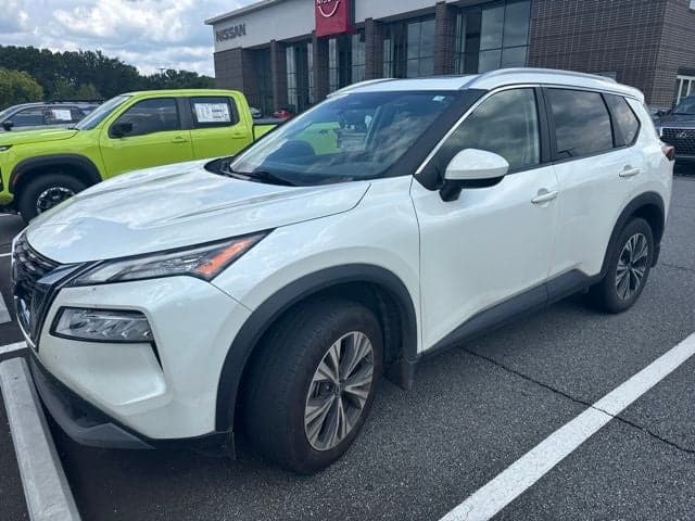 2023 Nissan Rogue SV — photo 1 of 17