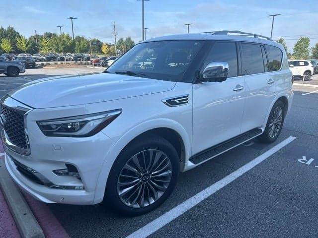 2021 INFINITI QX80 Sensory — photo 1 of 6