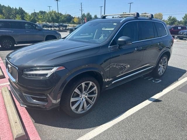 2021 Volvo XC90 Inscription — photo 1 of 20