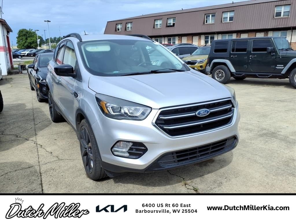2018 Ford Escape SE — photo 1 of 5