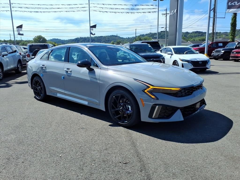 2026 Kia K5 GT-Line — photo 1 of 28