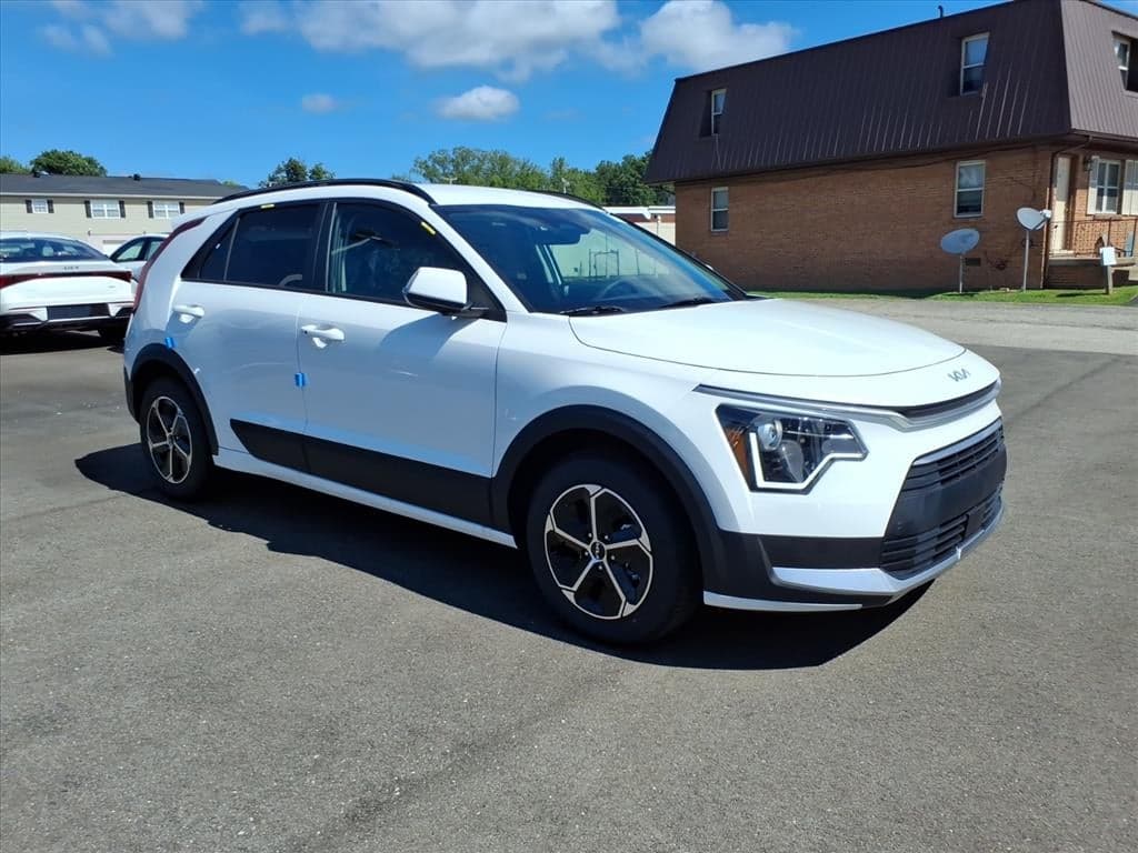 2026 Kia Niro EX — photo 1 of 28