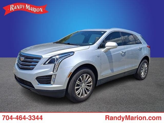 2019 Cadillac XT5 Luxury — photo 1 of 42