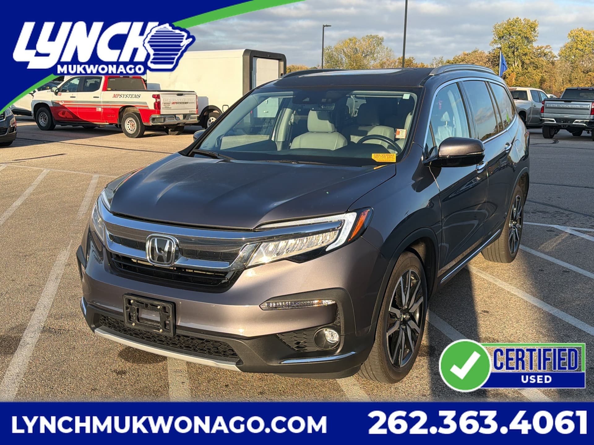 2021 Honda Pilot Touring 7-Passenger — photo 1 of 5
