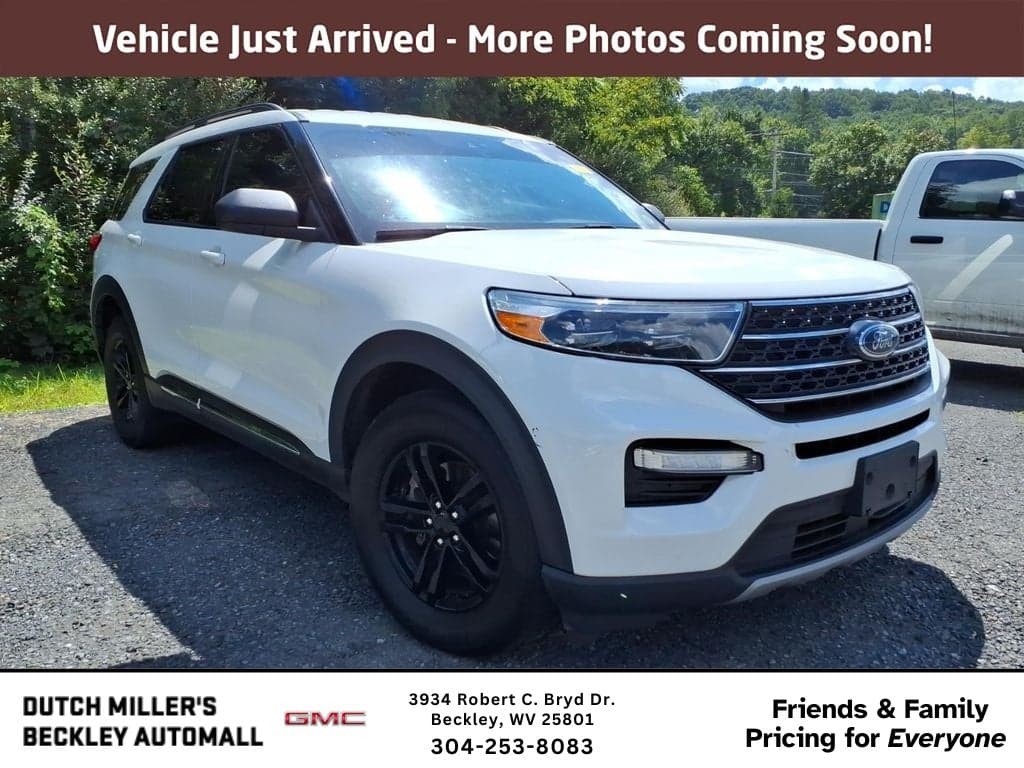 2021 Ford Explorer XLT — photo 1 of 9