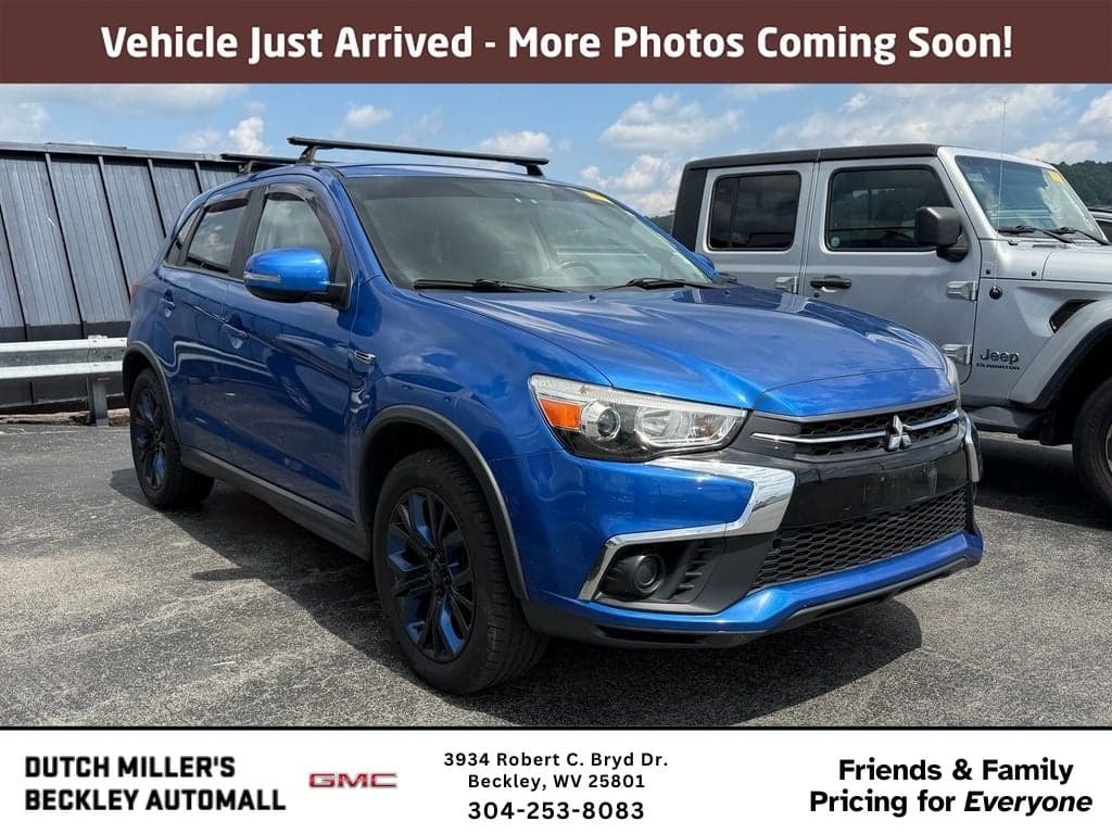 2018 Mitsubishi Outlander Sport ES 2.0 — photo 1 of 8