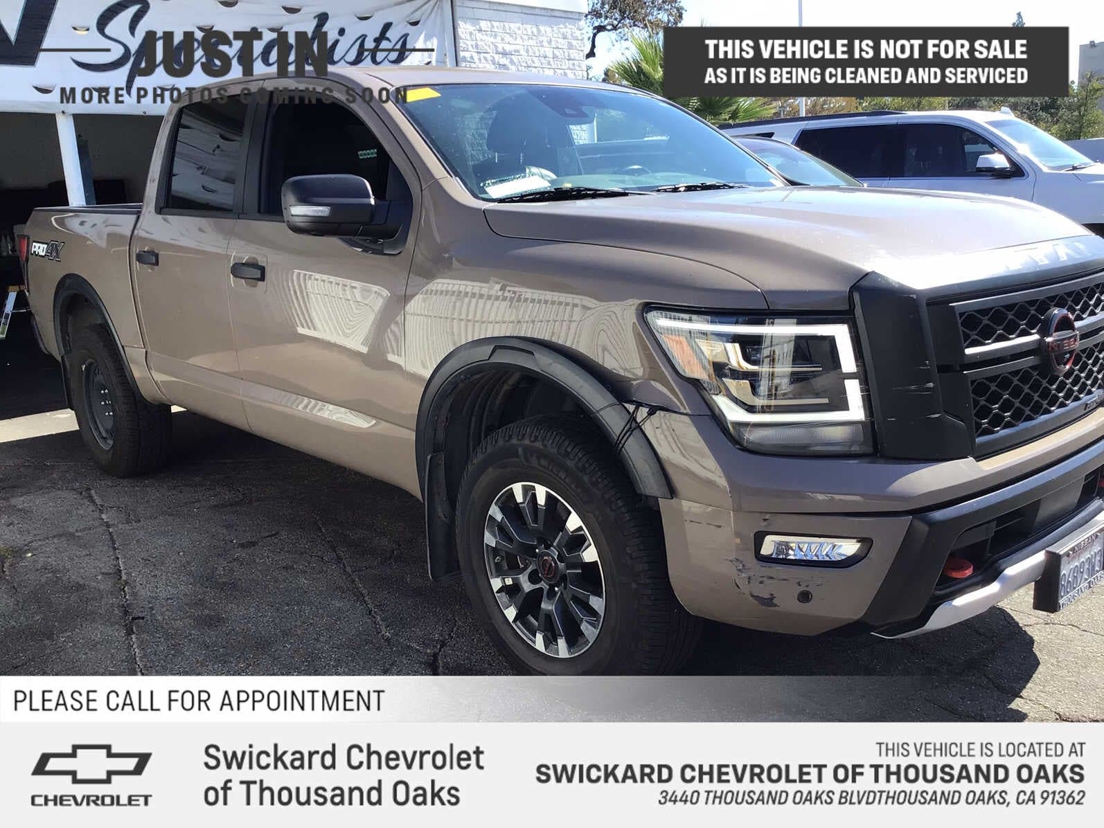 2023 Nissan Titan PRO-4X — photo 1 of 8