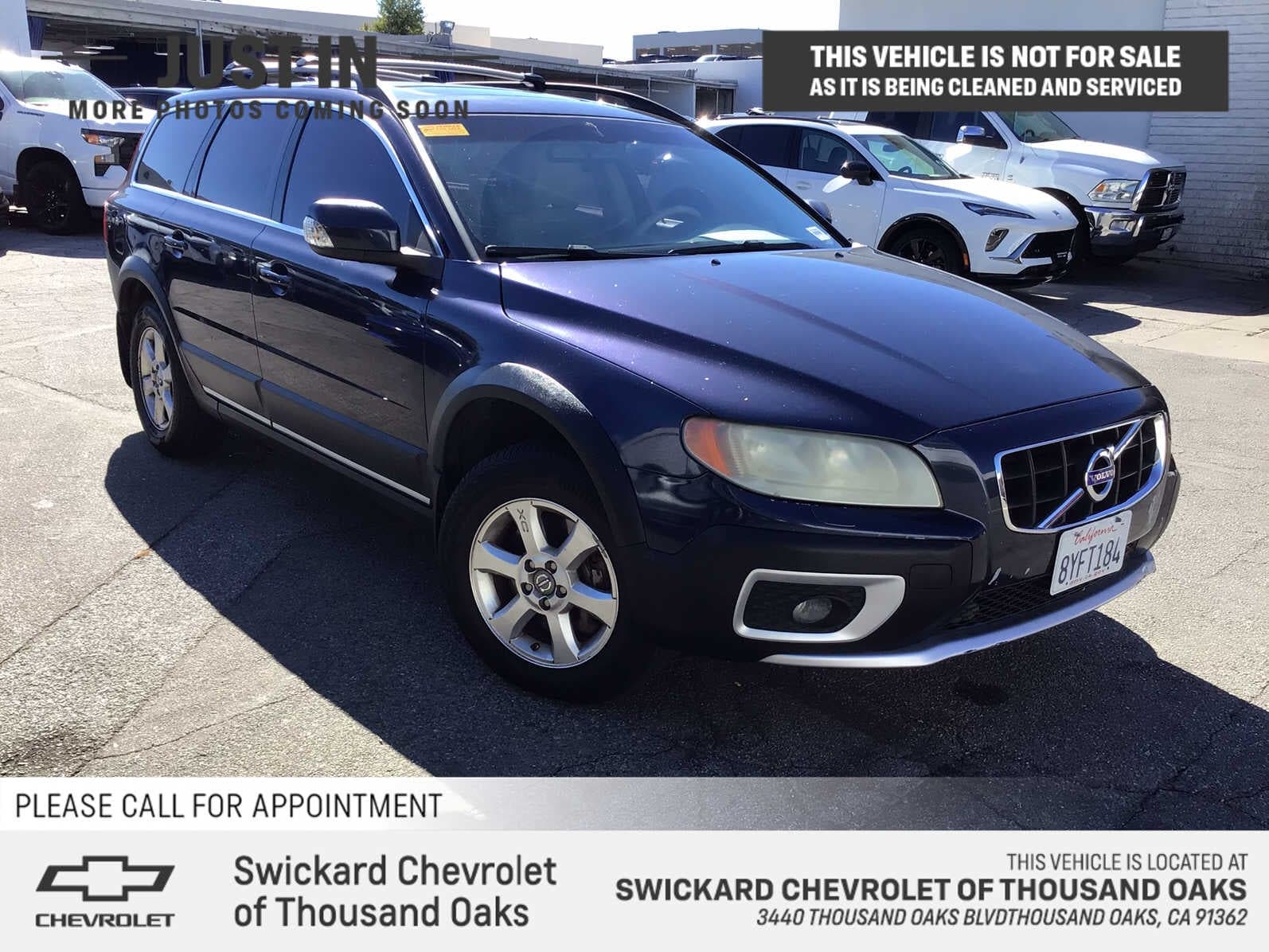 2010 Volvo XC70 3.2L — photo 1 of 5