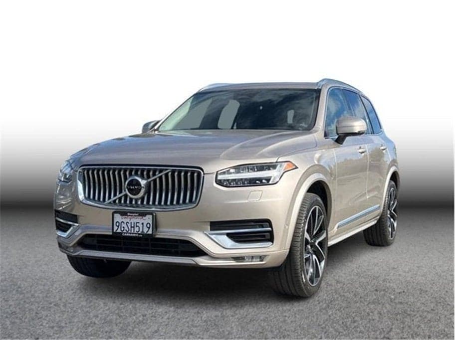 2023 Volvo XC90 Base — photo 1 of 5