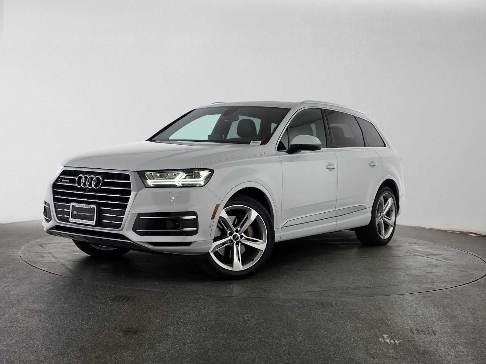 2019 Audi Q7 Prestige — photo 1 of 34