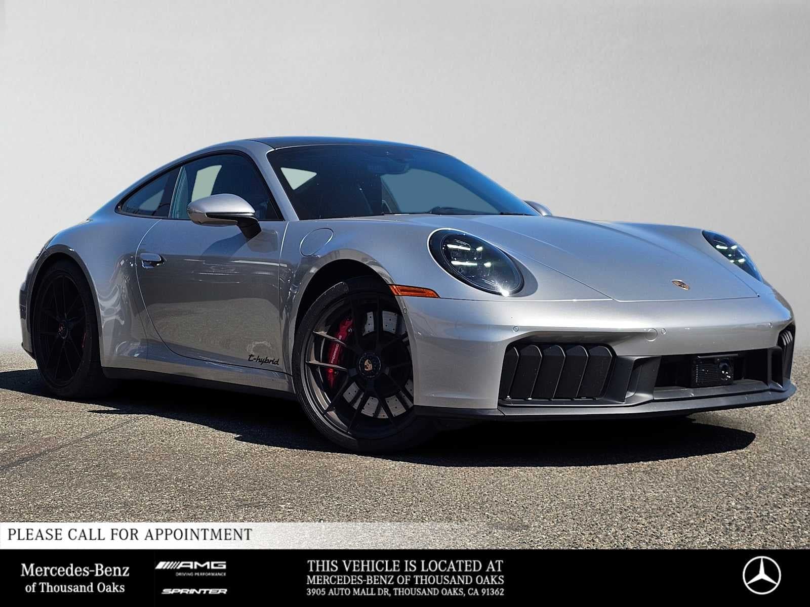2025 Porsche 911 Carrera 4 GTS — photo 1 of 31