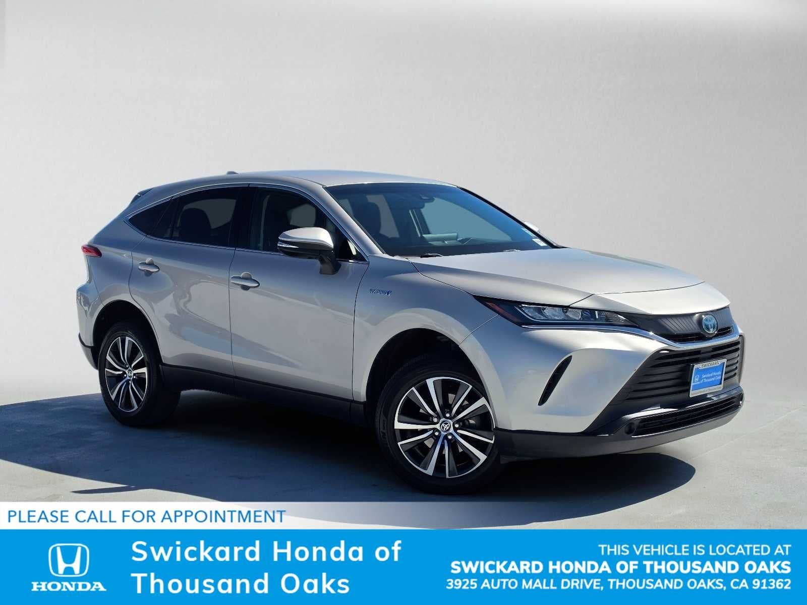 2021 Toyota Venza LE — photo 1 of 30