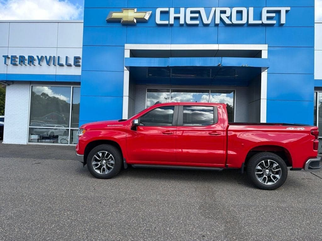 2024 Chevrolet Silverado 1500 LT (2FL) — photo 1 of 40